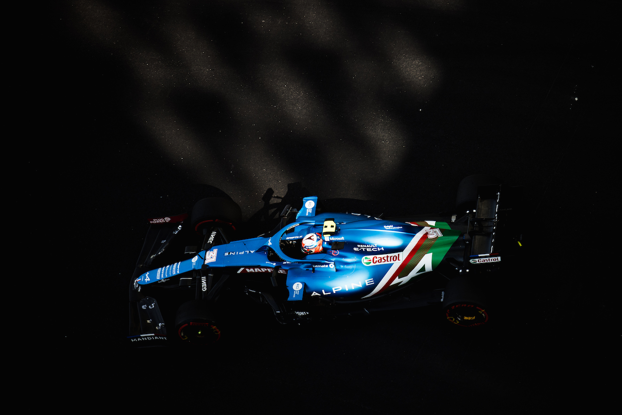 GP ABU DHABI, Esteban Ocon (FRA) Alpine F1 Team A521.
10.12.2021. Formula 1 World Championship, Rd 22, Abu Dhabi Grand Prix, Yas Marina Circuit, Abu Dhabi, Practice Day.
- www.xpbimages.com, EMail: requests@xpbimages.com © Copyright: Bearne / XPB Images