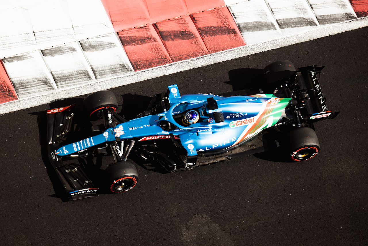 GP ABU DHABI, Fernando Alonso (ESP) Alpine F1 Team A521.
10.12.2021. Formula 1 World Championship, Rd 22, Abu Dhabi Grand Prix, Yas Marina Circuit, Abu Dhabi, Practice Day.
- www.xpbimages.com, EMail: requests@xpbimages.com © Copyright: Bearne / XPB Images
