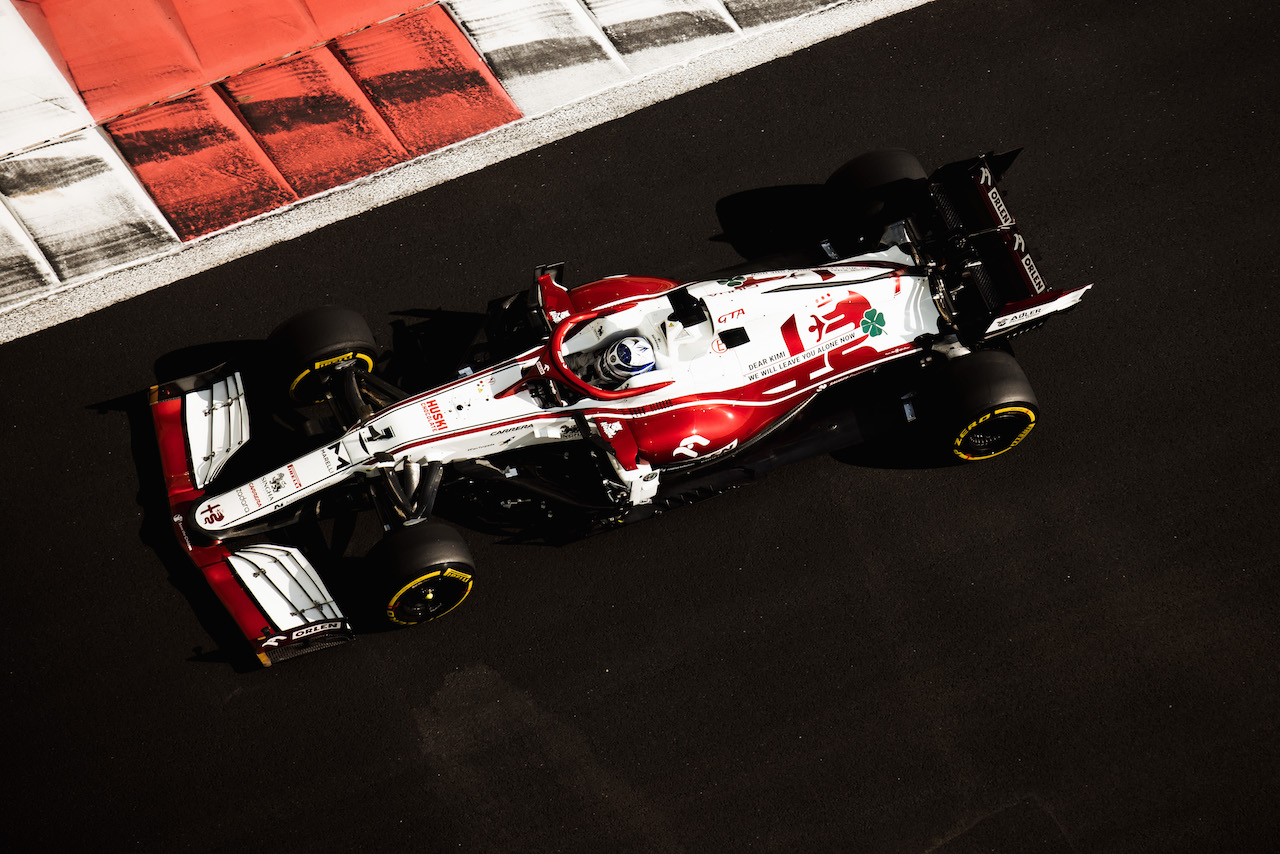 GP ABU DHABI, Kimi Raikkonen (FIN) Alfa Romeo Racing C41.
10.12.2021. Formula 1 World Championship, Rd 22, Abu Dhabi Grand Prix, Yas Marina Circuit, Abu Dhabi, Practice Day.
- www.xpbimages.com, EMail: requests@xpbimages.com © Copyright: Bearne / XPB Images