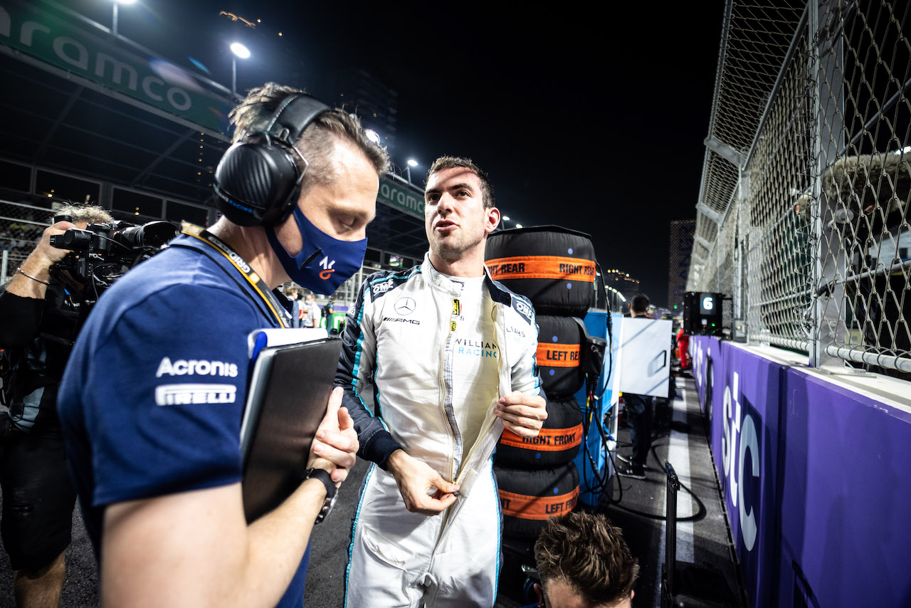 GP ARABIA SAUDITA, Nicholas Latifi (CDN) Williams Racing on the grid.
05.12.2021. Formula 1 World Championship, Rd 21, Saudi Arabian Grand Prix, Jeddah, Saudi Arabia, Gara Day.
- www.xpbimages.com, EMail: requests@xpbimages.com © Copyright: Bearne / XPB Images