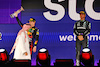 GP ARABIA SAUDITA, (L to R): Max Verstappen (NLD) Red Bull Racing celebrates his second position on the podium alongside vincitore Lewis Hamilton (GBR) Mercedes AMG F1.
05.12.2021. Formula 1 World Championship, Rd 21, Saudi Arabian Grand Prix, Jeddah, Saudi Arabia, Gara Day.
- www.xpbimages.com, EMail: requests@xpbimages.com © Copyright: Moy / XPB Images