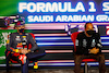 GP ARABIA SAUDITA, (L to R): Max Verstappen (NLD) Red Bull Racing e Lewis Hamilton (GBR) Mercedes AMG F1 in the post race FIA Press Conference.
05.12.2021. Formula 1 World Championship, Rd 21, Saudi Arabian Grand Prix, Jeddah, Saudi Arabia, Gara Day.
- www.xpbimages.com, EMail: requests@xpbimages.com © Copyright: FIA Pool Image for Editorial Use Only