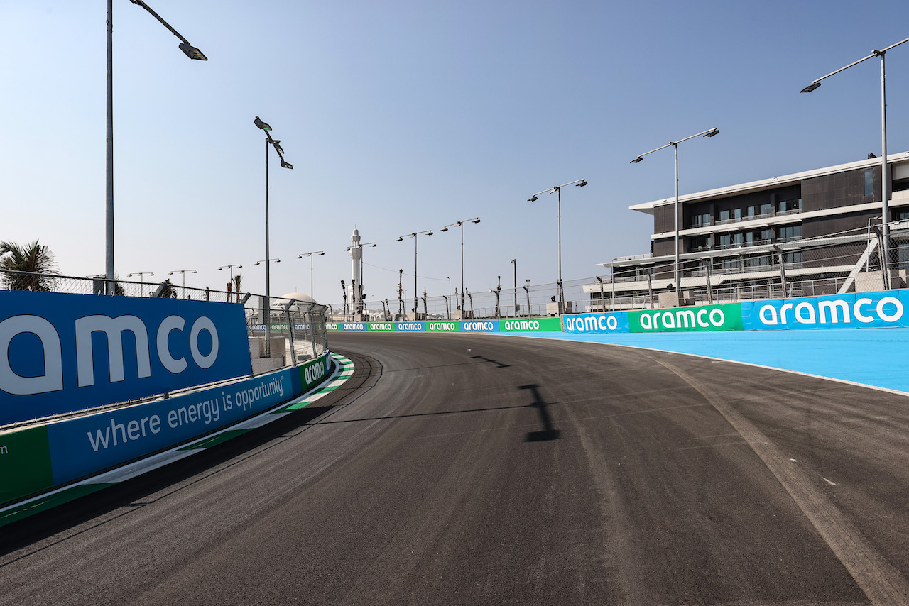 GP ARABIA SAUDITA, Track Atmosphere 
02.12.2021. Formula 1 World Championship, Rd 21, Saudi Arabian Grand Prix, Jeddah, Saudi Arabia, Preparation Day.
- www.xpbimages.com, EMail: requests@xpbimages.com ¬© Copyright: Charniaux / XPB Images