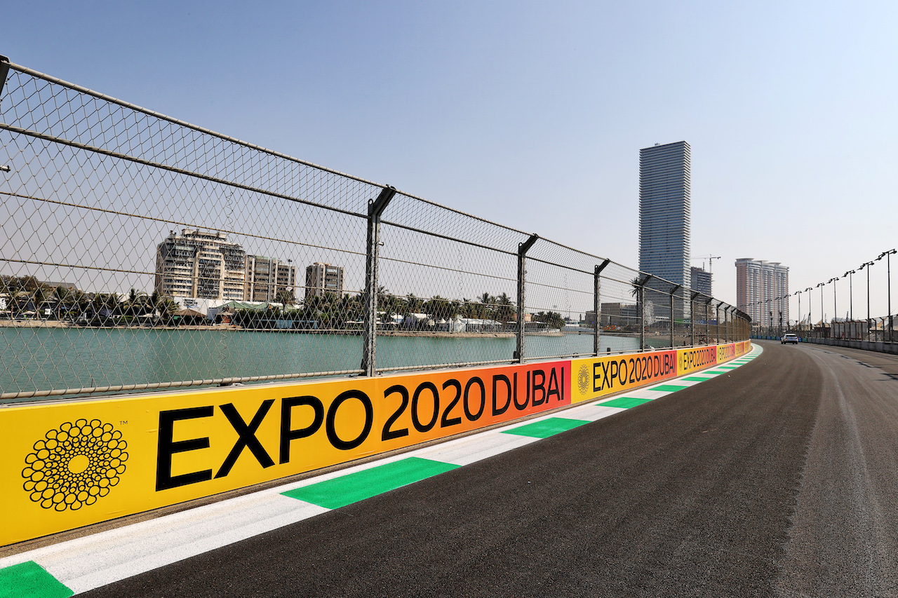 GP ARABIA SAUDITA, Circuit Atmosfera.
02.12.2021. Formula 1 World Championship, Rd 21, Saudi Arabian Grand Prix, Jeddah, Saudi Arabia, Preparation Day.
- www.xpbimages.com, EMail: requests@xpbimages.com © Copyright: Moy / XPB Images