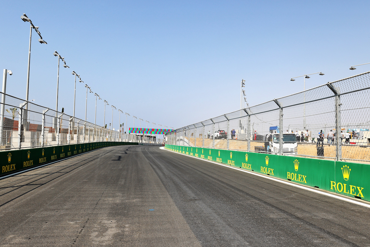 GP ARABIA SAUDITA, Circuit Atmosfera.
02.12.2021. Formula 1 World Championship, Rd 21, Saudi Arabian Grand Prix, Jeddah, Saudi Arabia, Preparation Day.
- www.xpbimages.com, EMail: requests@xpbimages.com © Copyright: Moy / XPB Images