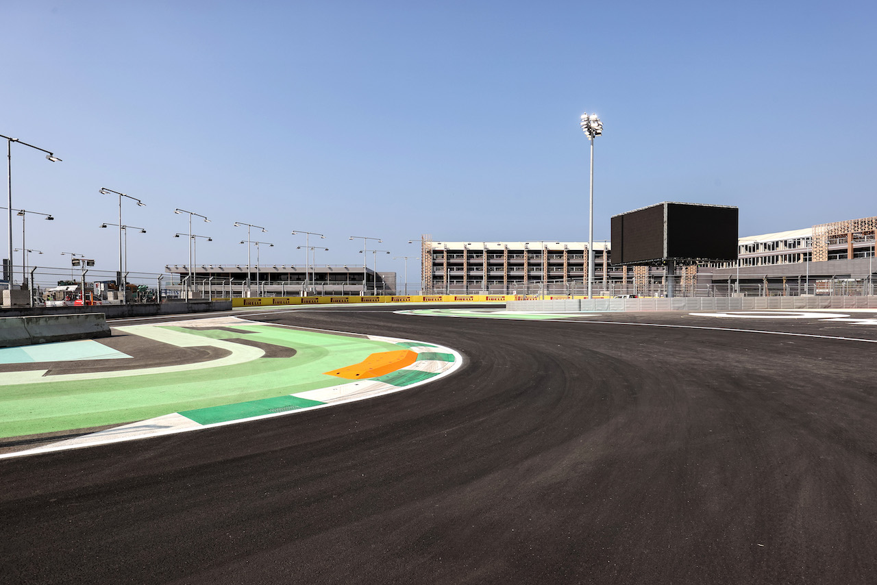 GP ARABIA SAUDITA, Track Atmosphere, first corner
02.12.2021. Formula 1 World Championship, Rd 21, Saudi Arabian Grand Prix, Jeddah, Saudi Arabia, Preparation Day.
- www.xpbimages.com, EMail: requests@xpbimages.com ¬© Copyright: Charniaux / XPB Images