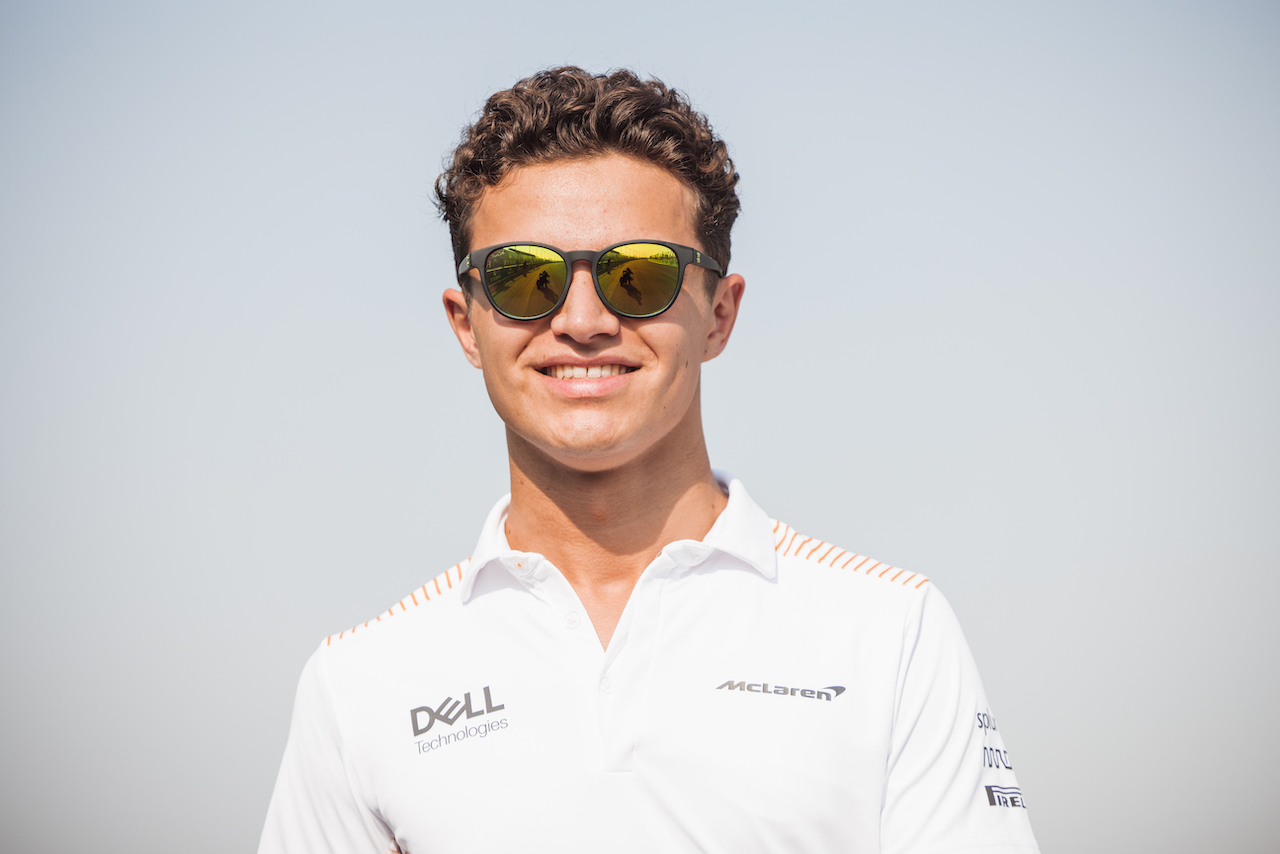 GP ARABIA SAUDITA, Lando Norris (GBR) McLaren walks the circuit.
02.12.2021. Formula 1 World Championship, Rd 21, Saudi Arabian Grand Prix, Jeddah, Saudi Arabia, Preparation Day.
- www.xpbimages.com, EMail: requests@xpbimages.com © Copyright: Bearne / XPB Images