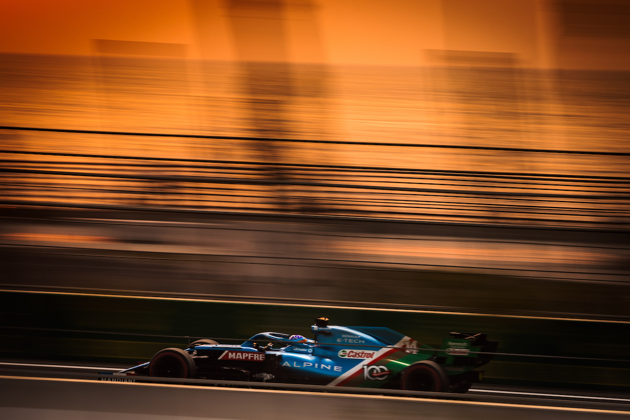 GP ARABIA SAUDITA, Fernando Alonso (ESP) Alpine F1 Team A521.
04.12.2021. Formula 1 World Championship, Rd 21, Saudi Arabian Grand Prix, Jeddah, Saudi Arabia, Qualifiche Day.
- www.xpbimages.com, EMail: requests@xpbimages.com © Copyright: Bearne / XPB Images