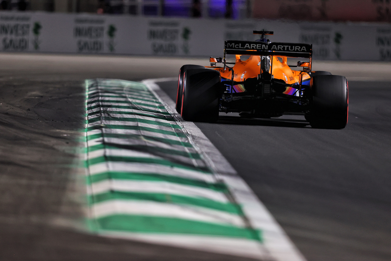 GP ARABIA SAUDITA, Daniel Ricciardo (AUS) McLaren MCL35M.
04.12.2021. Formula 1 World Championship, Rd 21, Saudi Arabian Grand Prix, Jeddah, Saudi Arabia, Qualifiche Day.
- www.xpbimages.com, EMail: requests@xpbimages.com © Copyright: Moy / XPB Images