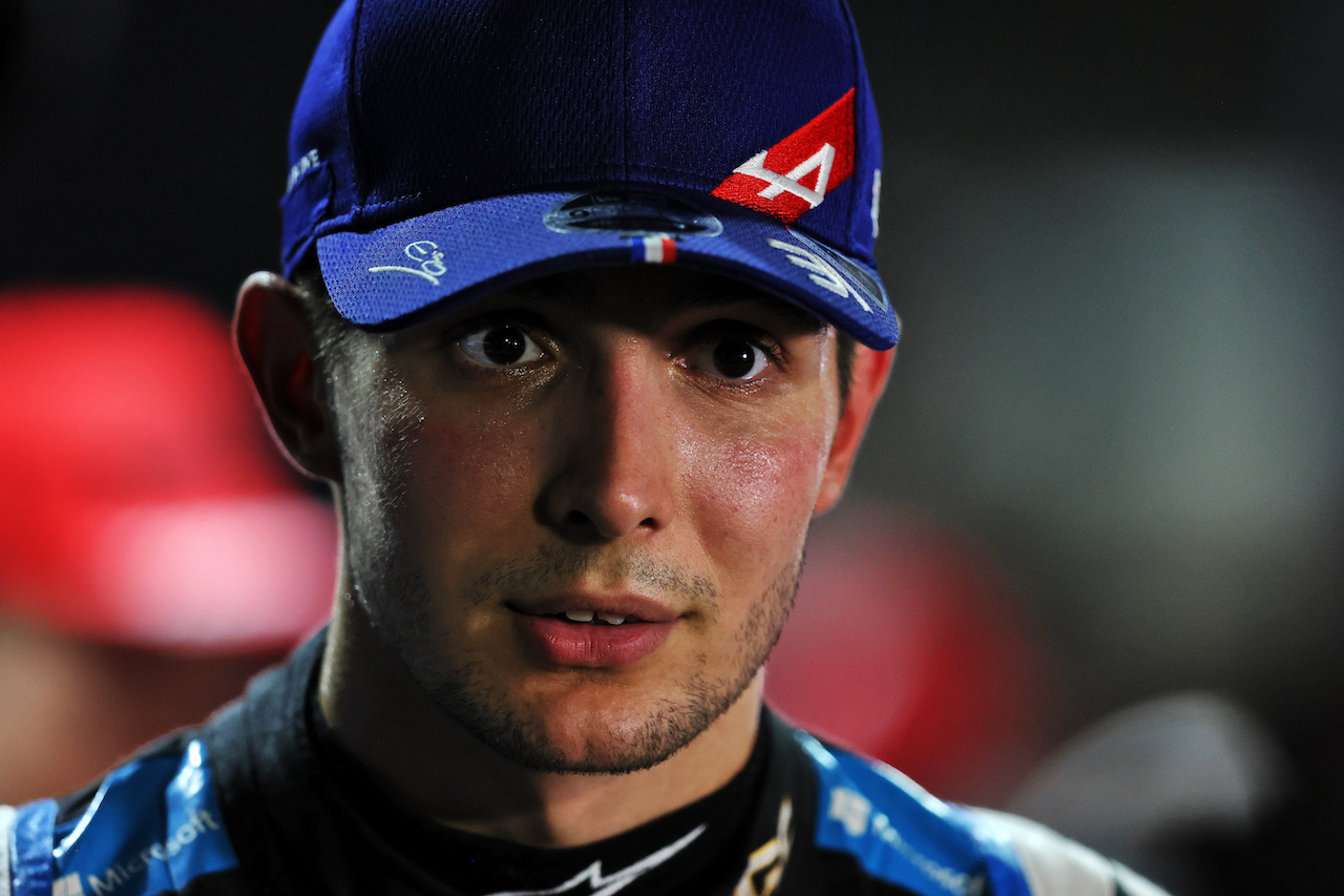 GP ARABIA SAUDITA, Esteban Ocon (FRA) Alpine F1 Team.
04.12.2021. Formula 1 World Championship, Rd 21, Saudi Arabian Grand Prix, Jeddah, Saudi Arabia, Qualifiche Day.
- www.xpbimages.com, EMail: requests@xpbimages.com © Copyright: Moy / XPB Images