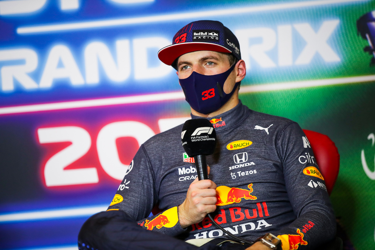 GP ARABIA SAUDITA, Max Verstappen (NLD) Red Bull Racing in the post qualifying FIA Press Conference.
04.12.2021. Formula 1 World Championship, Rd 21, Saudi Arabian Grand Prix, Jeddah, Saudi Arabia, Qualifiche Day.
- www.xpbimages.com, EMail: requests@xpbimages.com © Copyright: FIA Pool Image for Editorial Use Only