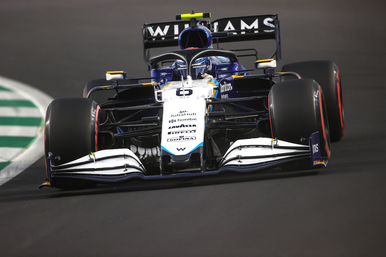 GP ARABIA SAUDITA, Nicholas Latifi (CDN), Williams Racing 
04.12.2021. Formula 1 World Championship, Rd 21, Saudi Arabian Grand Prix, Jeddah, Saudi Arabia, Qualifiche Day.
- www.xpbimages.com, EMail: requests@xpbimages.com ¬© Copyright: Charniaux / XPB Images