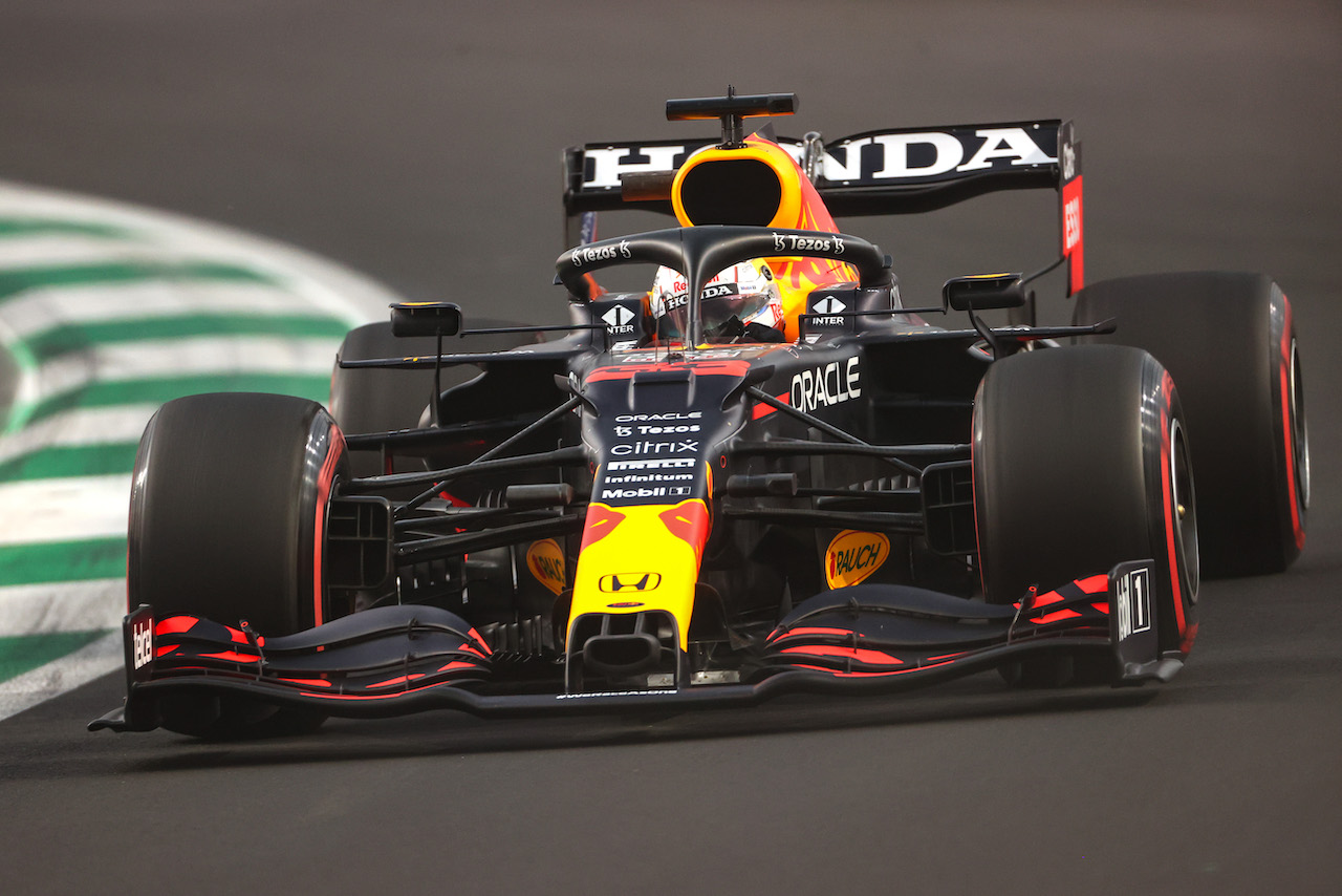 GP ARABIA SAUDITA, Max Verstappen (NLD), Red Bull Racing 
04.12.2021. Formula 1 World Championship, Rd 21, Saudi Arabian Grand Prix, Jeddah, Saudi Arabia, Qualifiche Day.
- www.xpbimages.com, EMail: requests@xpbimages.com © Copyright: Charniaux / XPB Images