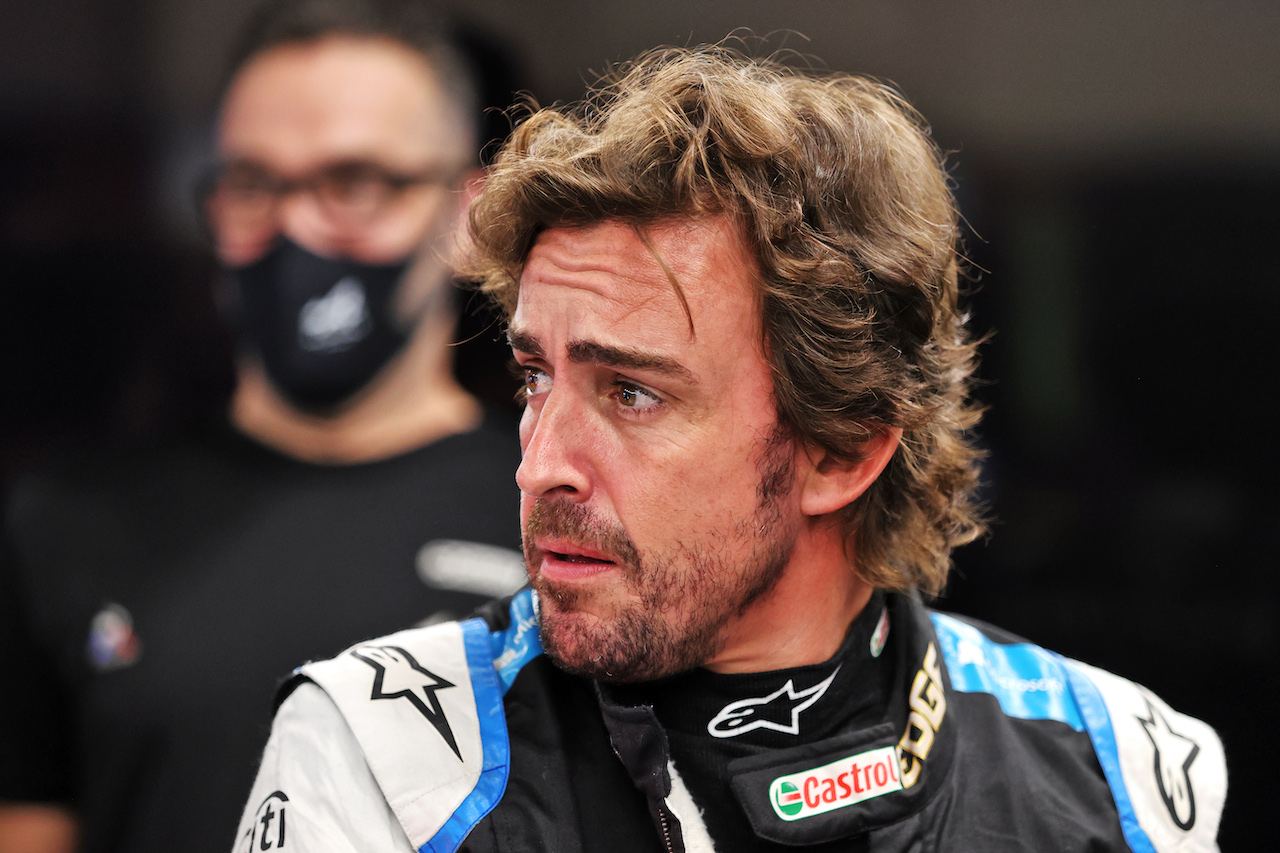 GP ARABIA SAUDITA, Fernando Alonso (ESP) Alpine F1 Team.
04.12.2021. Formula 1 World Championship, Rd 21, Saudi Arabian Grand Prix, Jeddah, Saudi Arabia, Qualifiche Day.
- www.xpbimages.com, EMail: requests@xpbimages.com © Copyright: Moy / XPB Images
