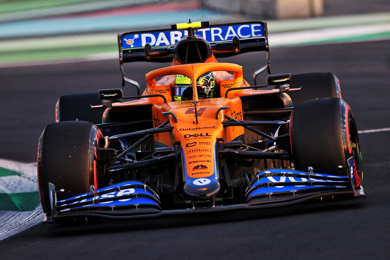 GP ARABIA SAUDITA, Lando Norris (GBR) McLaren MCL35M.
03.12.2021 Formula 1 World Championship, Rd 21, Saudi Arabian Grand Prix, Jeddah, Saudi Arabia, Practice Day.
- www.xpbimages.com, EMail: requests@xpbimages.com © Copyright: Moy / XPB Images