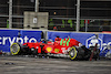 GP ARABIA SAUDITA, The damaged Ferrari SF-21 of Charles Leclerc (MON) after he crashed in the second practice session.
03.12.2021 Formula 1 World Championship, Rd 21, Saudi Arabian Grand Prix, Jeddah, Saudi Arabia, Practice Day.
- www.xpbimages.com, EMail: requests@xpbimages.com © Copyright: Moy / XPB Images