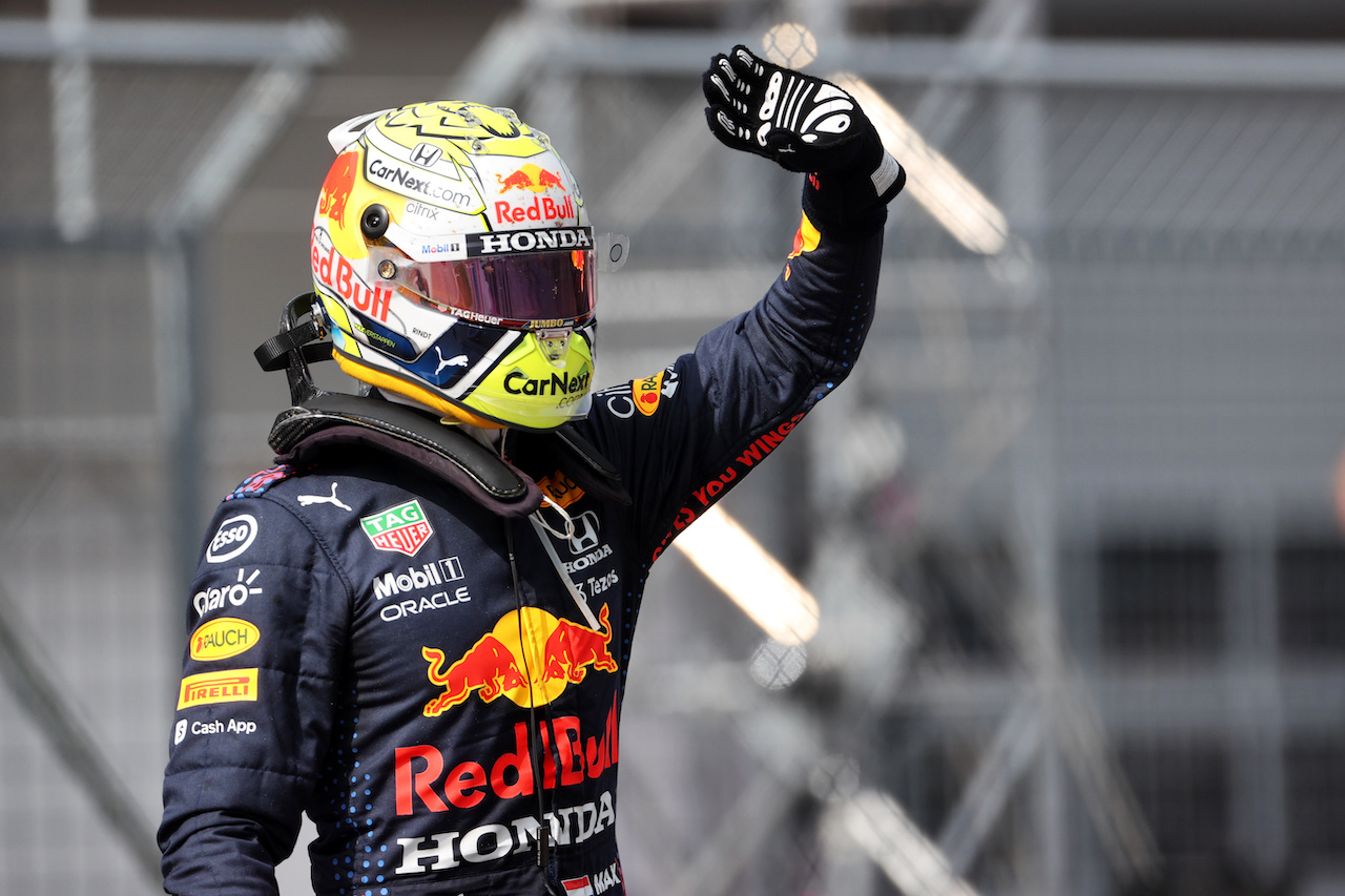 GP AUSTRIA, Gara winner Max Verstappen (NLD) Red Bull Racing celebrates in parc ferme.
04.07.2021. Formula 1 World Championship, Rd 9, Austrian Grand Prix, Spielberg, Austria, Gara Day.
- www.xpbimages.com, EMail: requests@xpbimages.com © Copyright: Charniaux / XPB Images