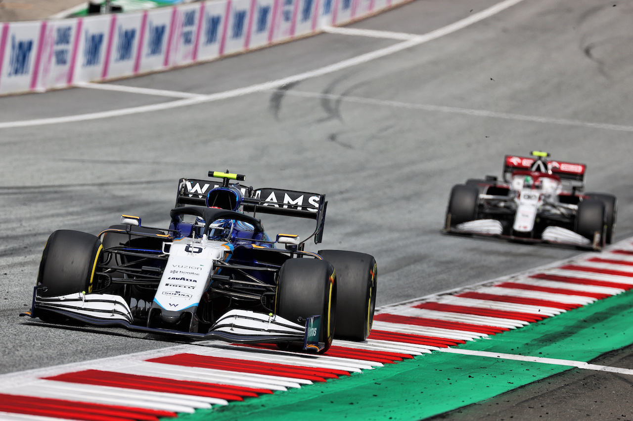 GP AUSTRIA, Nicholas Latifi (CDN) Williams Racing FW43B.
04.07.2021. Formula 1 World Championship, Rd 9, Austrian Grand Prix, Spielberg, Austria, Gara Day.
- www.xpbimages.com, EMail: requests@xpbimages.com © Copyright: Batchelor / XPB Images