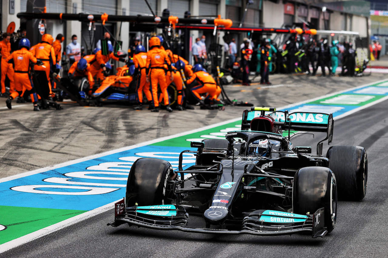 GP AUSTRIA, Valtteri Bottas (FIN) Mercedes AMG F1 W12 leaves the pits.
04.07.2021. Formula 1 World Championship, Rd 9, Austrian Grand Prix, Spielberg, Austria, Gara Day.
- www.xpbimages.com, EMail: requests@xpbimages.com © Copyright: Moy / XPB Images