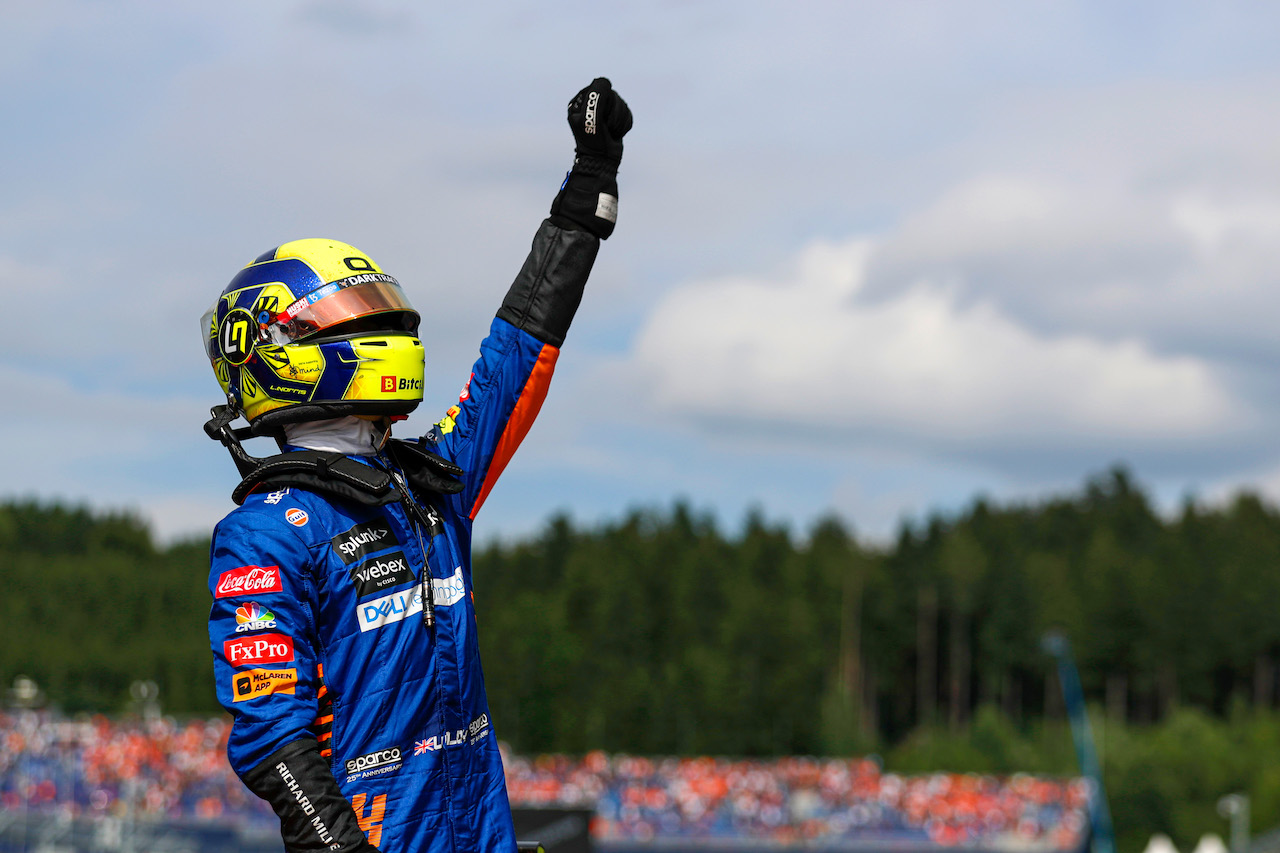 GP AUSTRIA, Lando Norris (GBR) McLaren celebrates his third position in parc ferme.
04.07.2021. Formula 1 World Championship, Rd 9, Austrian Grand Prix, Spielberg, Austria, Gara Day.
- www.xpbimages.com, EMail: requests@xpbimages.com © Copyright: FIA Pool Image for Editorial Use Only