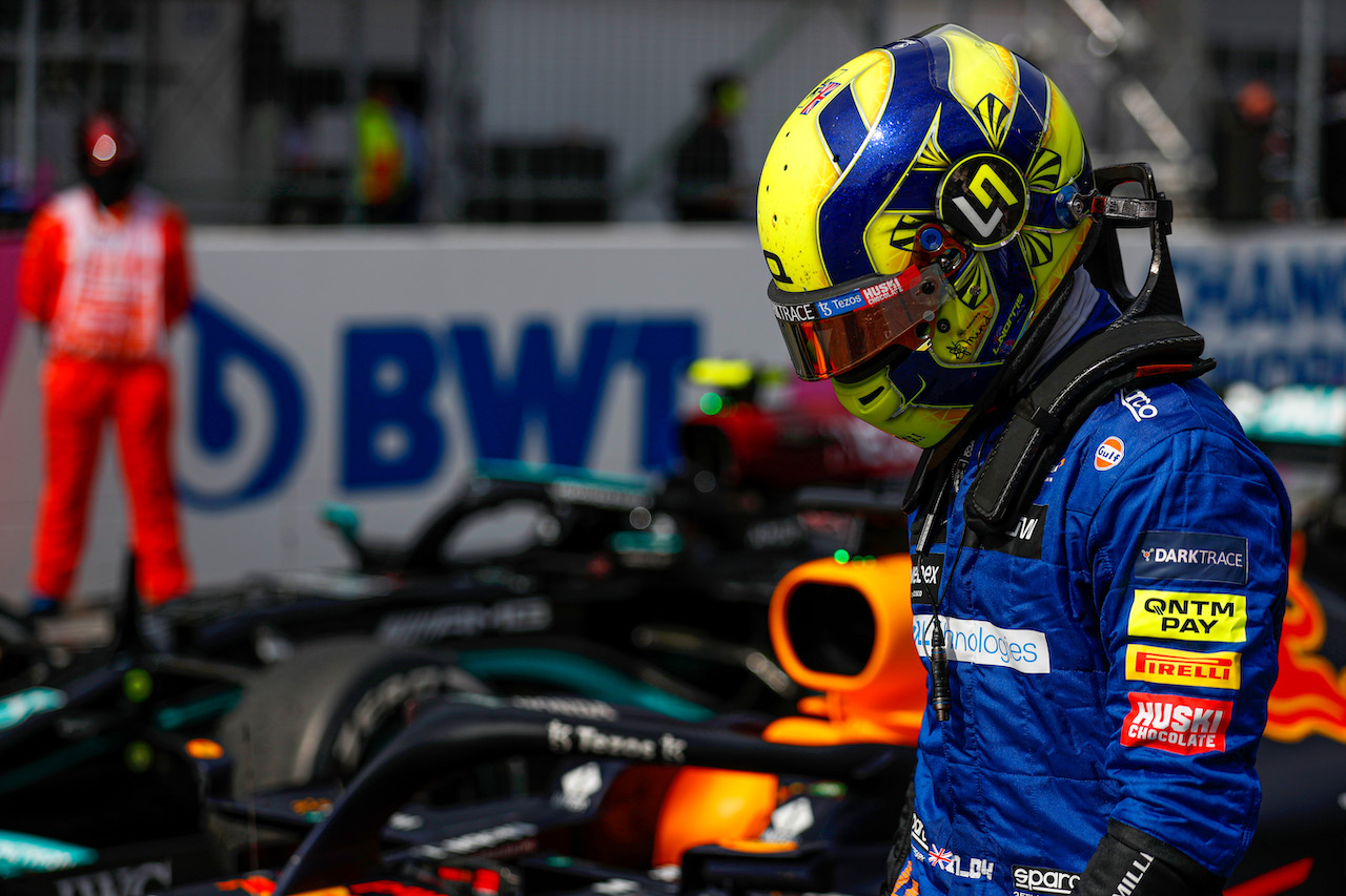 GP AUSTRIA, Third placed Lando Norris (GBR) McLaren in parc ferme.
04.07.2021. Formula 1 World Championship, Rd 9, Austrian Grand Prix, Spielberg, Austria, Gara Day.
- www.xpbimages.com, EMail: requests@xpbimages.com © Copyright: FIA Pool Image for Editorial Use Only