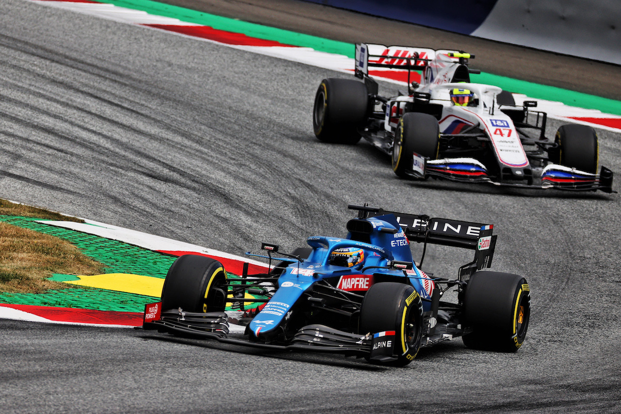 GP AUSTRIA, Fernando Alonso (ESP) Alpine F1 Team A521.
04.07.2021. Formula 1 World Championship, Rd 9, Austrian Grand Prix, Spielberg, Austria, Gara Day.
- www.xpbimages.com, EMail: requests@xpbimages.com © Copyright: Batchelor / XPB Images