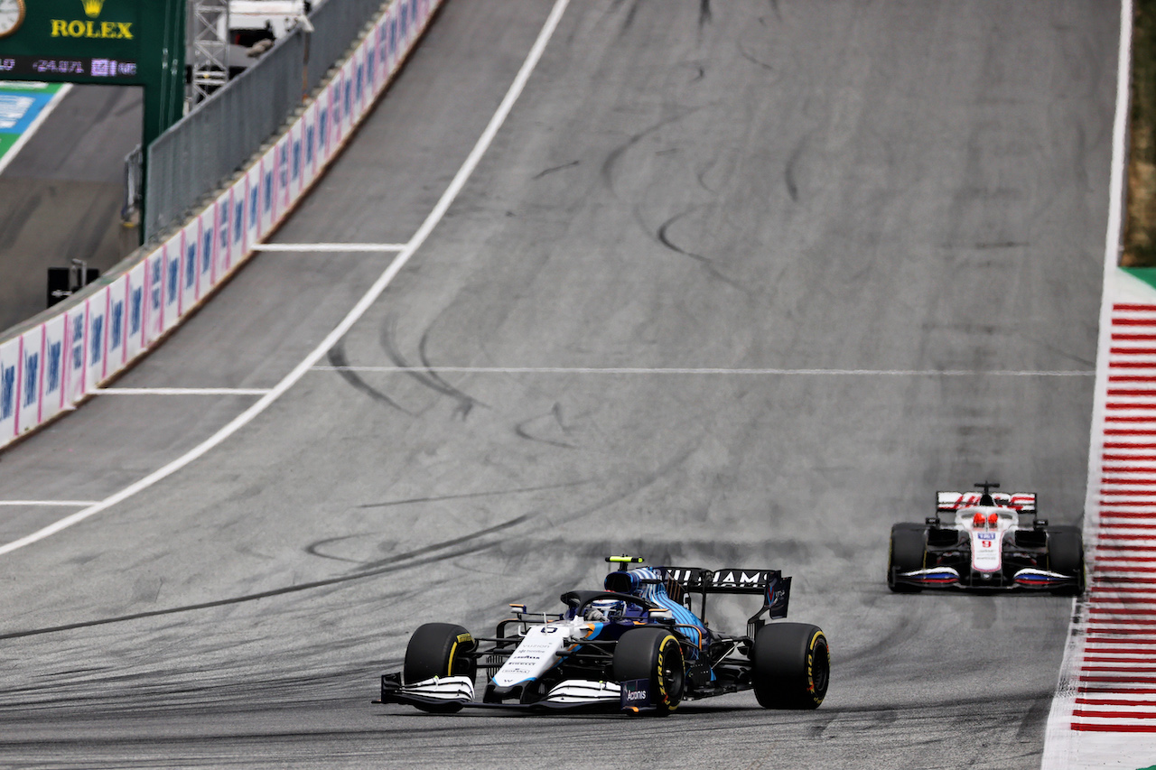 GP AUSTRIA, Nicholas Latifi (CDN) Williams Racing FW43B.
04.07.2021. Formula 1 World Championship, Rd 9, Austrian Grand Prix, Spielberg, Austria, Gara Day.
- www.xpbimages.com, EMail: requests@xpbimages.com © Copyright: Batchelor / XPB Images