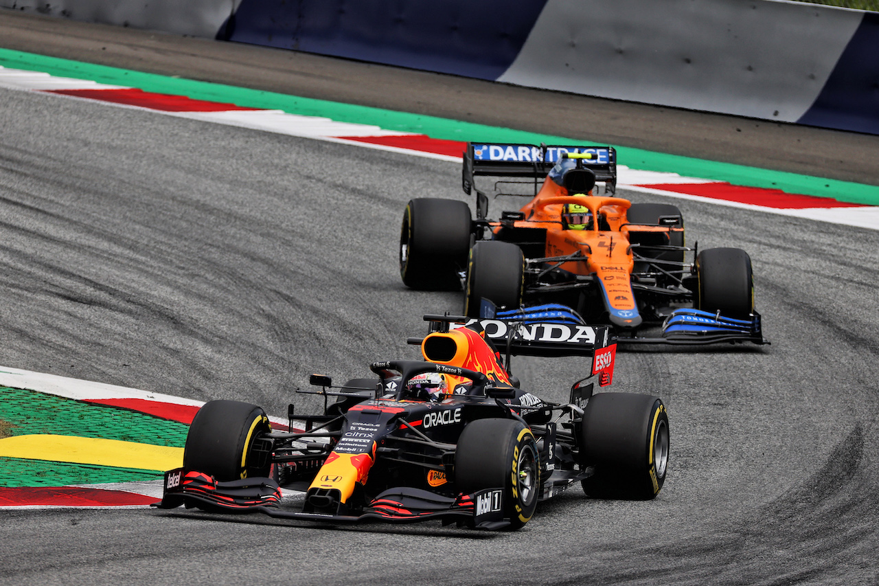 GP AUSTRIA, Max Verstappen (NLD) Red Bull Racing RB16B.
04.07.2021. Formula 1 World Championship, Rd 9, Austrian Grand Prix, Spielberg, Austria, Gara Day.
- www.xpbimages.com, EMail: requests@xpbimages.com © Copyright: Batchelor / XPB Images