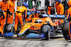 GP AUSTRIA, Daniel Ricciardo (AUS) McLaren MCL35M makes a pit stop.
04.07.2021. Formula 1 World Championship, Rd 9, Austrian Grand Prix, Spielberg, Austria, Gara Day.
- www.xpbimages.com, EMail: requests@xpbimages.com © Copyright: Moy / XPB Images