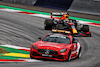 GP AUSTRIA, Max Verstappen (NLD) Red Bull Racing RB16B davanti a behind the Mercedes FIA Safety Car.
04.07.2021. Formula 1 World Championship, Rd 9, Austrian Grand Prix, Spielberg, Austria, Gara Day.
- www.xpbimages.com, EMail: requests@xpbimages.com © Copyright: Batchelor / XPB Images