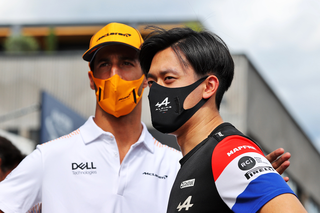 GP AUSTRIA, (L to R): Daniel Ricciardo (AUS) McLaren with Guanyu Zhou (CHN) Alpine F1 Team Test Driver.
01.07.2021. Formula 1 World Championship, Rd 9, Austrian Grand Prix, Spielberg, Austria, Preparation Day.
- www.xpbimages.com, EMail: requests@xpbimages.com © Copyright: Moy / XPB Images