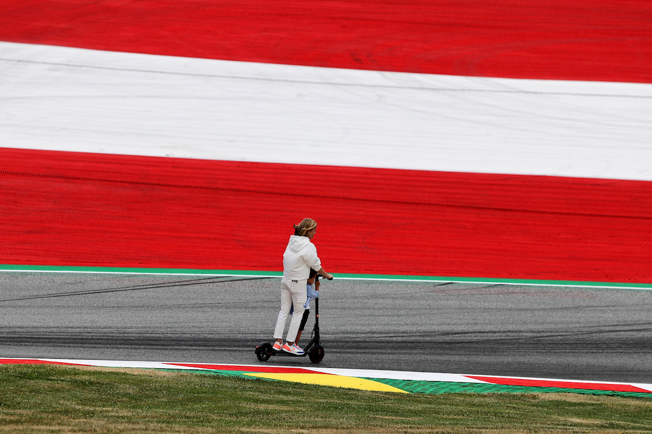 GP AUSTRIA, Circuit Atmosfera.
01.07.2021. Formula 1 World Championship, Rd 9, Austrian Grand Prix, Spielberg, Austria, Preparation Day.
- www.xpbimages.com, EMail: requests@xpbimages.com © Copyright: Moy / XPB Images