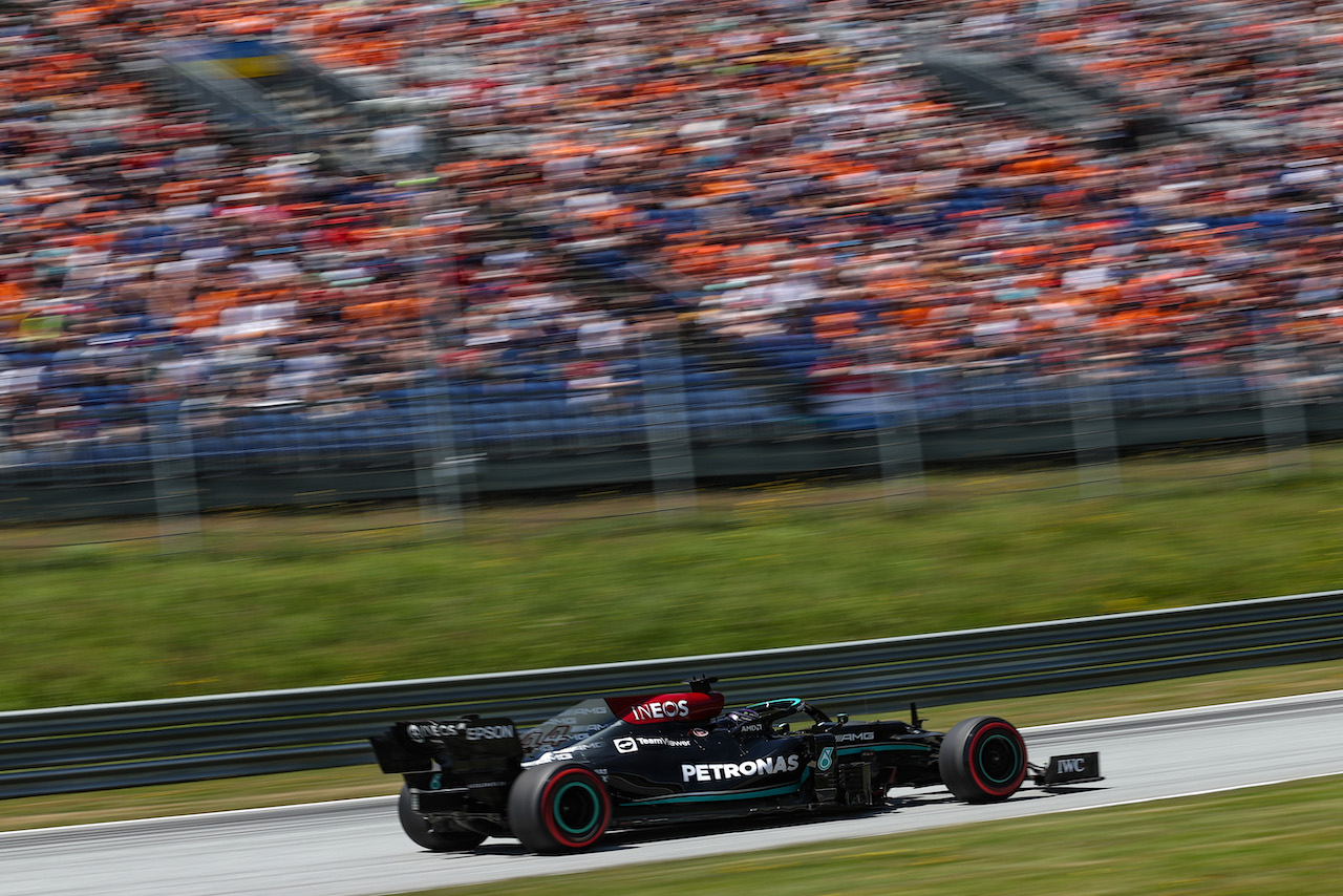 GP AUSTRIA, Lewis Hamilton (GBR), Mercedes AMG F1  
03.07.2021. Formula 1 World Championship, Rd 9, Austrian Grand Prix, Spielberg, Austria, Qualifiche Day.
- www.xpbimages.com, EMail: requests@xpbimages.com © Copyright: Charniaux / XPB Images