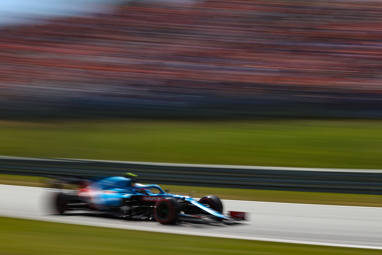 GP AUSTRIA, Esteban Ocon (FRA), Alpine F1 Team 
03.07.2021. Formula 1 World Championship, Rd 9, Austrian Grand Prix, Spielberg, Austria, Qualifiche Day.
- www.xpbimages.com, EMail: requests@xpbimages.com ¬© Copyright: Charniaux / XPB Images