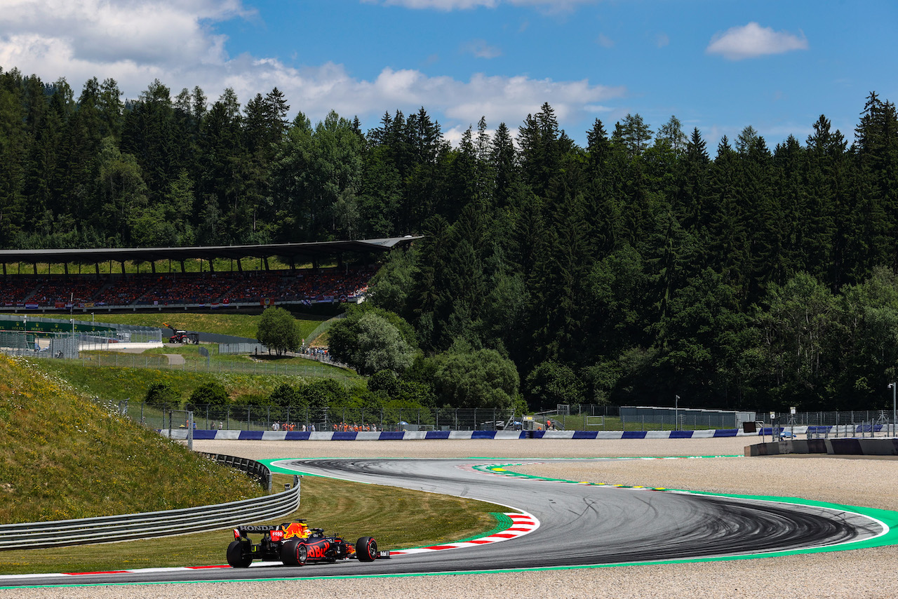 GP AUSTRIA, Max Verstappen (NLD), Red Bull Racing 
03.07.2021. Formula 1 World Championship, Rd 9, Austrian Grand Prix, Spielberg, Austria, Qualifiche Day.
- www.xpbimages.com, EMail: requests@xpbimages.com © Copyright: Charniaux / XPB Images