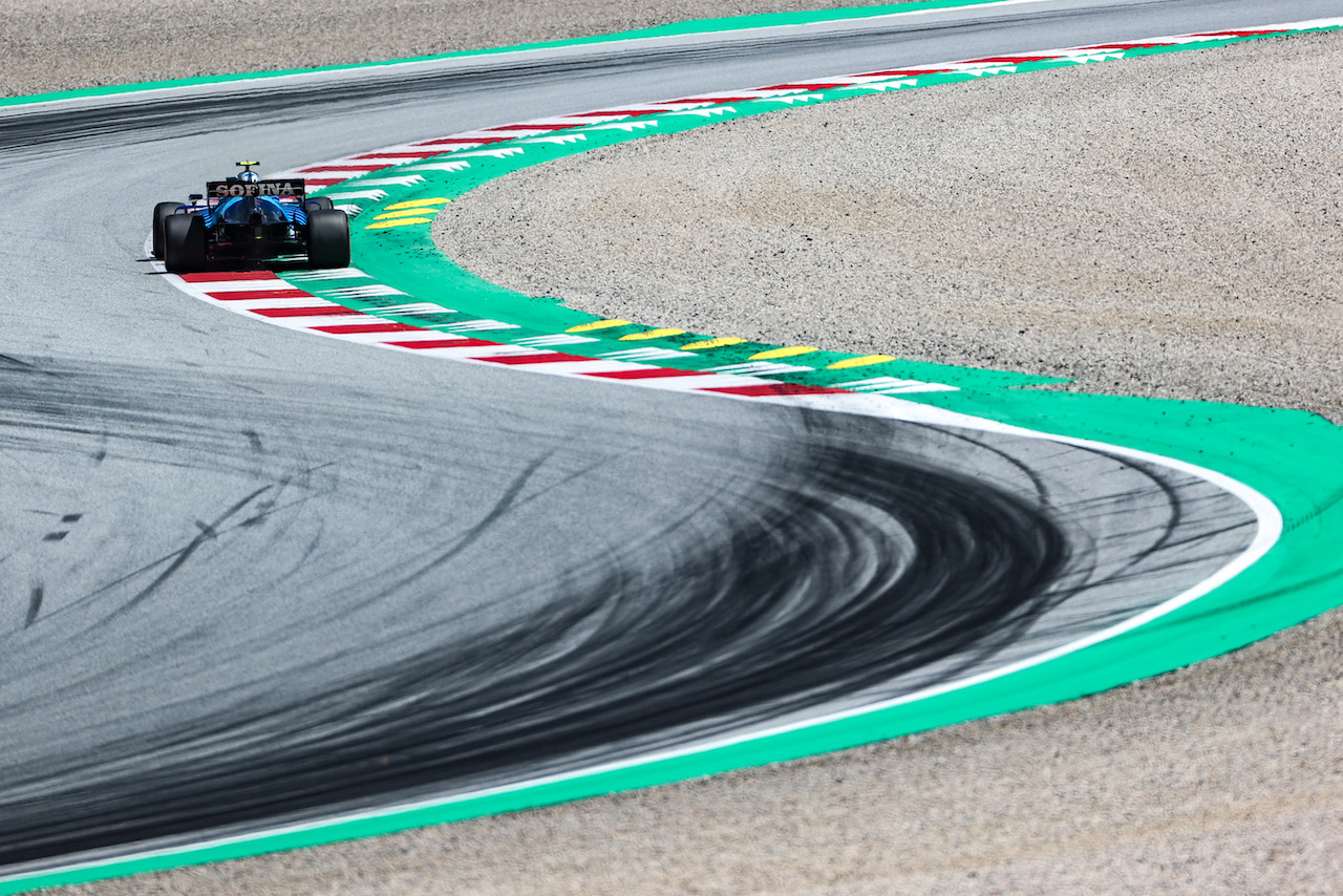 GP AUSTRIA, Nicholas Latifi (CDN), Williams Racing 
03.07.2021. Formula 1 World Championship, Rd 9, Austrian Grand Prix, Spielberg, Austria, Qualifiche Day.
- www.xpbimages.com, EMail: requests@xpbimages.com © Copyright: Charniaux / XPB Images