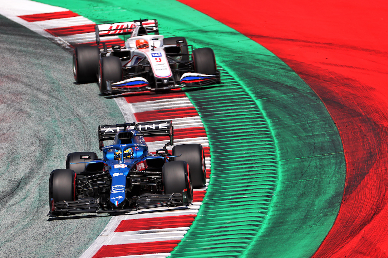 GP AUSTRIA, Fernando Alonso (ESP) Alpine F1 Team A521.
03.07.2021. Formula 1 World Championship, Rd 9, Austrian Grand Prix, Spielberg, Austria, Qualifiche Day.
- www.xpbimages.com, EMail: requests@xpbimages.com © Copyright: Charniaux / XPB Images