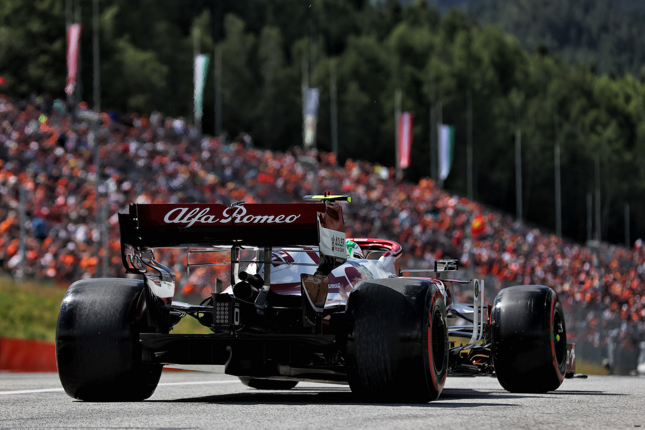 GP AUSTRIA, Antonio Giovinazzi (ITA) Alfa Romeo Racing C41.
03.07.2021. Formula 1 World Championship, Rd 9, Austrian Grand Prix, Spielberg, Austria, Qualifiche Day.
- www.xpbimages.com, EMail: requests@xpbimages.com © Copyright: Batchelor / XPB Images