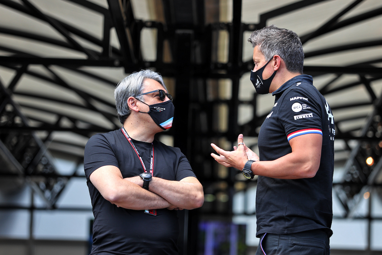 GP AUSTRIA, (L to R): Luca de Meo (ITA) Groupe Renault Chief Executive Officer with Marcin Budkowski (POL) Alpine F1 Team Executive Director.
03.07.2021. Formula 1 World Championship, Rd 9, Austrian Grand Prix, Spielberg, Austria, Qualifiche Day.
- www.xpbimages.com, EMail: requests@xpbimages.com © Copyright: Moy / XPB Images