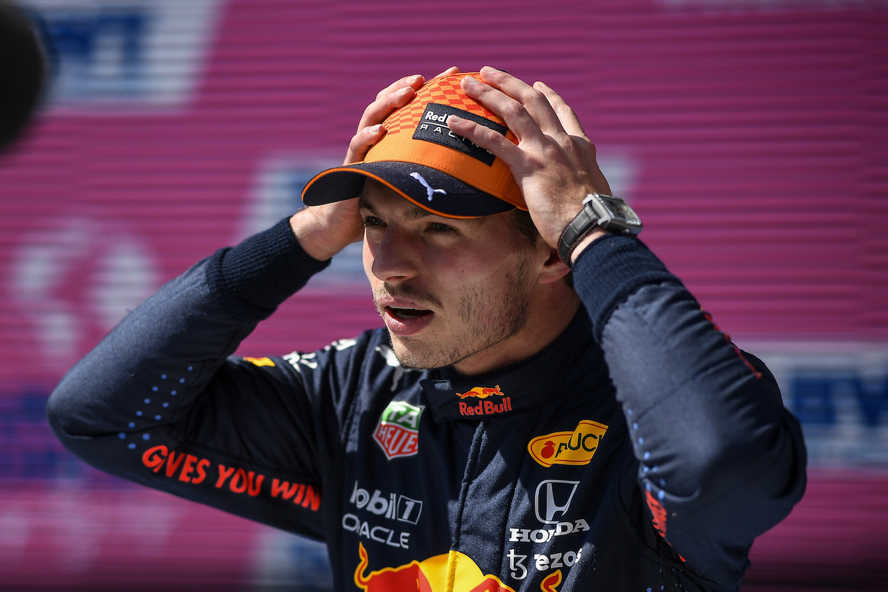 GP AUSTRIA, Pole sitter Max Verstappen (NLD) Red Bull Racing in qualifying parc ferme.
03.07.2021. Formula 1 World Championship, Rd 9, Austrian Grand Prix, Spielberg, Austria, Qualifiche Day.
- www.xpbimages.com, EMail: requests@xpbimages.com © Copyright: FIA Pool Image for Editorial Use Only