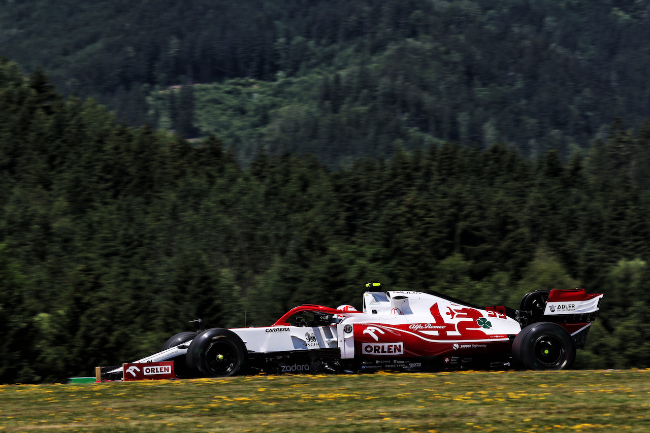 GP AUSTRIA, Antonio Giovinazzi (ITA) Alfa Romeo Racing C41.
03.07.2021. Formula 1 World Championship, Rd 9, Austrian Grand Prix, Spielberg, Austria, Qualifiche Day.
- www.xpbimages.com, EMail: requests@xpbimages.com © Copyright: Batchelor / XPB Images