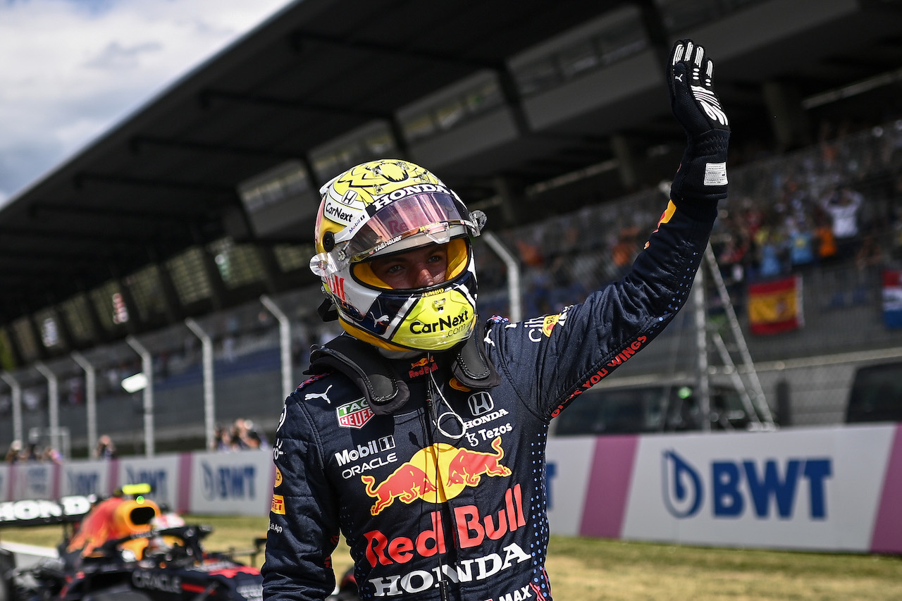 GP AUSTRIA, Pole sitter Max Verstappen (NLD) Red Bull Racing celebrates in qualifying parc ferme.
03.07.2021. Formula 1 World Championship, Rd 9, Austrian Grand Prix, Spielberg, Austria, Qualifiche Day.
- www.xpbimages.com, EMail: requests@xpbimages.com © Copyright: FIA Pool Image for Editorial Use Only