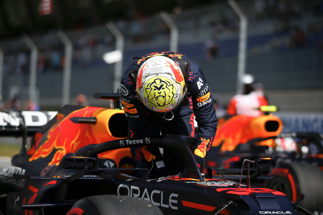 GP AUSTRIA, Pole sitter Max Verstappen (NLD) Red Bull Racing RB16B in qualifying parc ferme.
03.07.2021. Formula 1 World Championship, Rd 9, Austrian Grand Prix, Spielberg, Austria, Qualifiche Day.
- www.xpbimages.com, EMail: requests@xpbimages.com © Copyright: FIA Pool Image for Editorial Use Only
