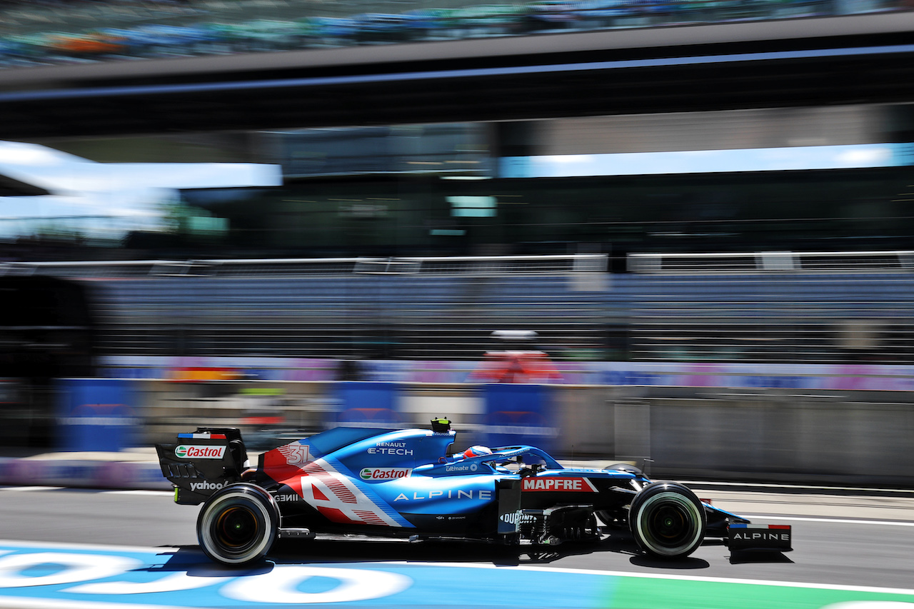 GP AUSTRIA, Esteban Ocon (FRA) Alpine F1 Team A521 leaves the pits.
03.07.2021. Formula 1 World Championship, Rd 9, Austrian Grand Prix, Spielberg, Austria, Qualifiche Day.
- www.xpbimages.com, EMail: requests@xpbimages.com © Copyright: Moy / XPB Images