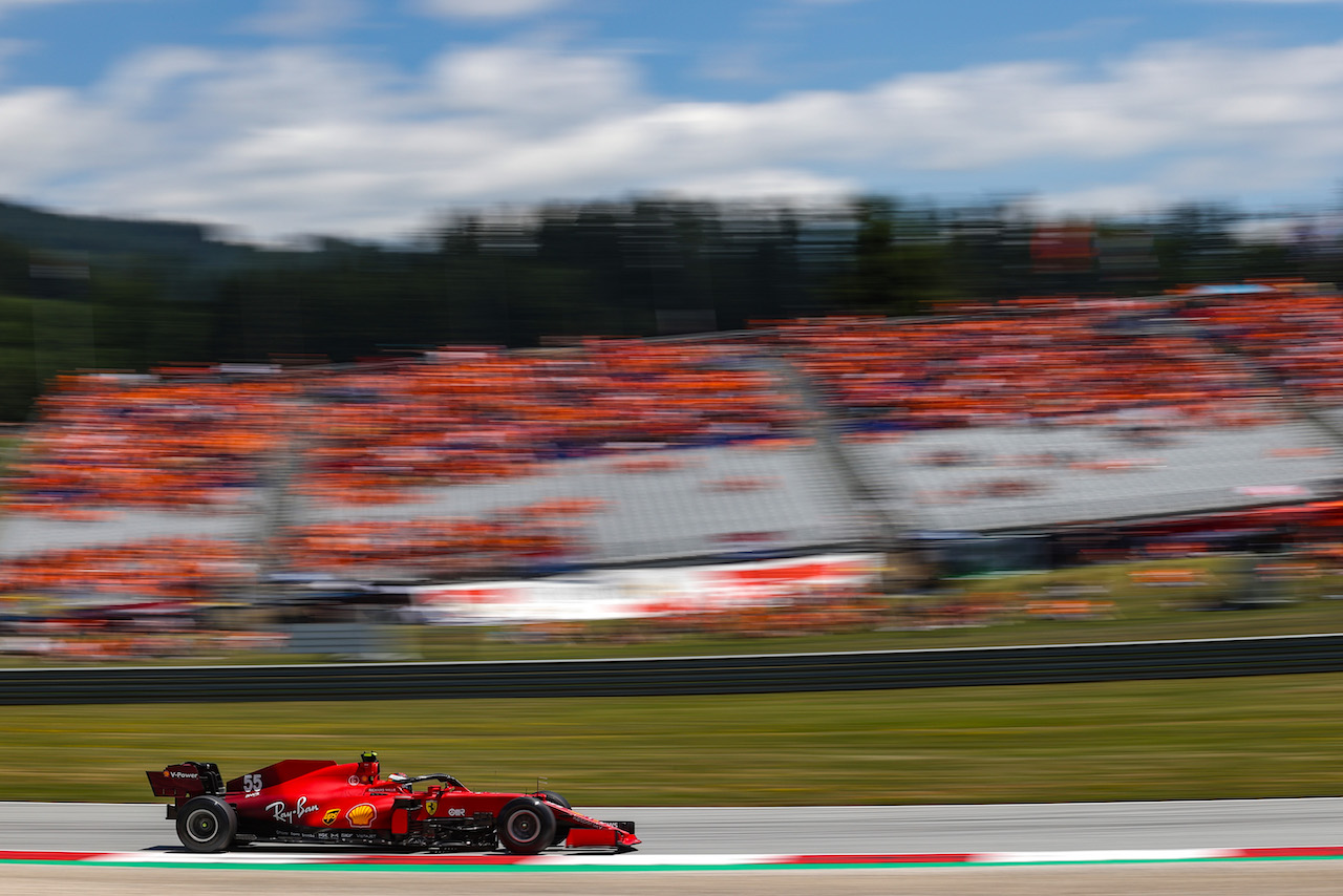 GP AUSTRIA, Carlos Sainz Jr (ESP), Ferrari 
03.07.2021. Formula 1 World Championship, Rd 9, Austrian Grand Prix, Spielberg, Austria, Qualifiche Day.
- www.xpbimages.com, EMail: requests@xpbimages.com ¬© Copyright: Charniaux / XPB Images