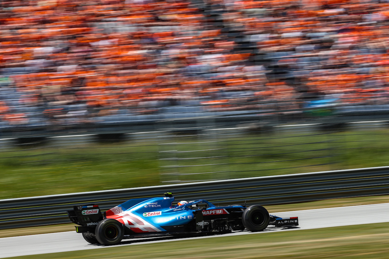 GP AUSTRIA, Esteban Ocon (FRA), Alpine F1 Team 
03.07.2021. Formula 1 World Championship, Rd 9, Austrian Grand Prix, Spielberg, Austria, Qualifiche Day.
- www.xpbimages.com, EMail: requests@xpbimages.com ¬© Copyright: Charniaux / XPB Images