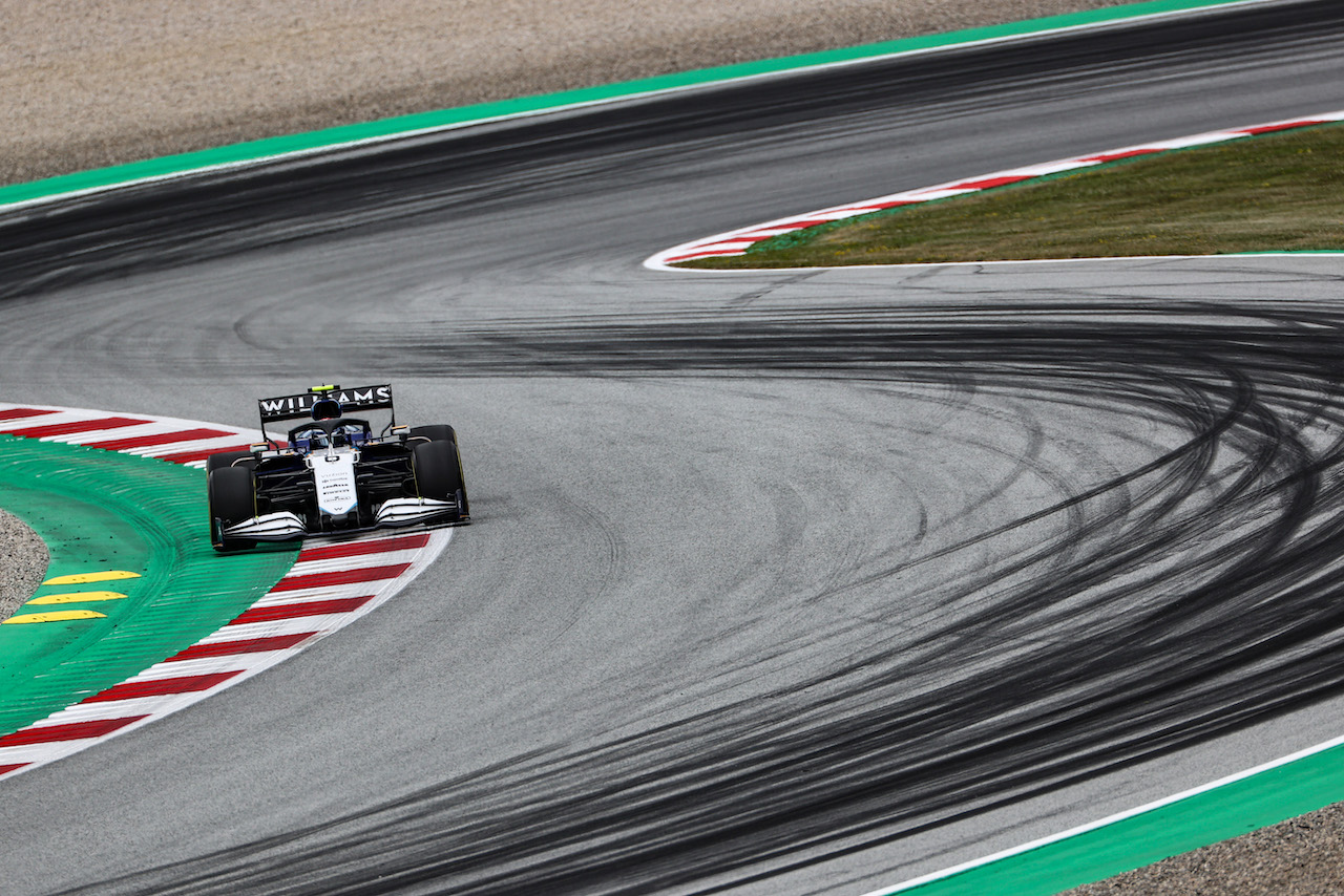GP AUSTRIA, Nicholas Latifi (CDN), Williams Racing 
02.07.2021. Formula 1 World Championship, Rd 9, Austrian Grand Prix, Spielberg, Austria, Practice Day.
- www.xpbimages.com, EMail: requests@xpbimages.com ¬© Copyright: Charniaux / XPB Images