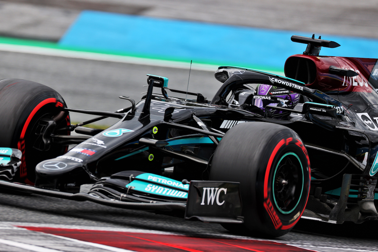 GP AUSTRIA, Lewis Hamilton (GBR) Mercedes AMG F1 W12.
02.07.2021. Formula 1 World Championship, Rd 9, Austrian Grand Prix, Spielberg, Austria, Practice Day.
- www.xpbimages.com, EMail: requests@xpbimages.com © Copyright: Batchelor / XPB Images
