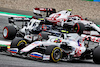 GP AUSTRIA, Pierre Gasly (FRA) AlphaTauri AT02 sandwiched inbetween Mick Schumacher (GER) Haas VF-21 e Callum Ilott (GBR) Alfa Romeo Racing C41 Reserve Driver.
02.07.2021. Formula 1 World Championship, Rd 9, Austrian Grand Prix, Spielberg, Austria, Practice Day.
- www.xpbimages.com, EMail: requests@xpbimages.com © Copyright: Batchelor / XPB Images