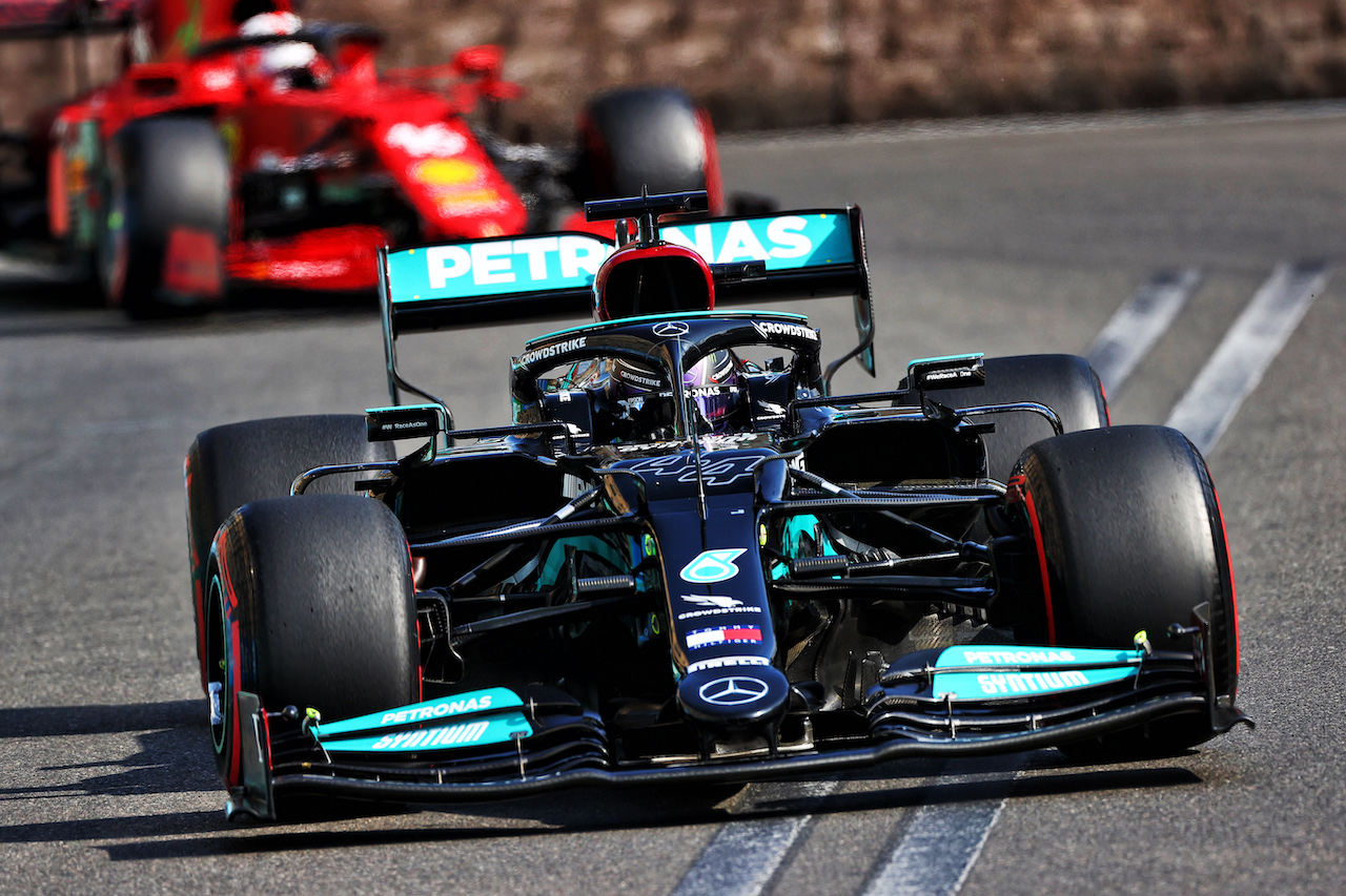 GP AZERBAIJAN, Lewis Hamilton (GBR) Mercedes AMG F1 W12.
06.06.2021. Formula 1 World Championship, Rd 6, Azerbaijan Grand Prix, Baku Street Circuit, Azerbaijan, Gara Day.
- www.xpbimages.com, EMail: requests@xpbimages.com © Copyright: Moy / XPB Images